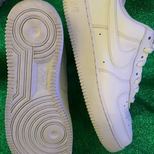 Nike AF-1 color white,size 9 1/2